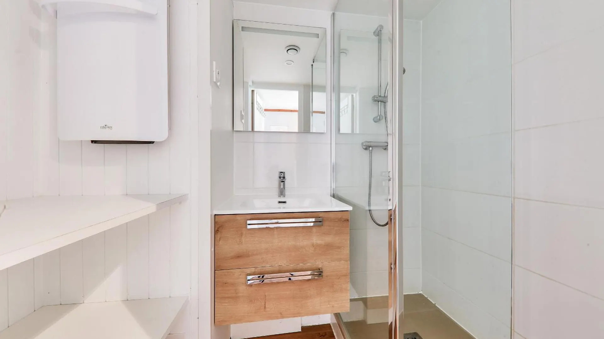 Ideal 4 Adultes Et 1 Enfant A 300M De La Plage Arzon